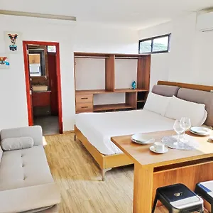 Pacific Airport Apartment